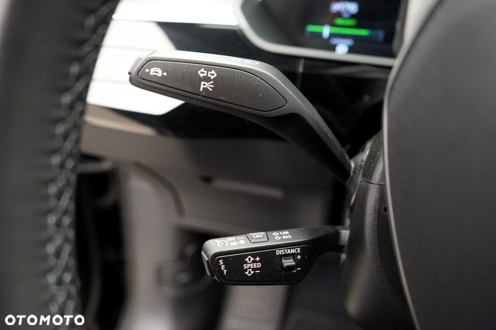 Audi Q8 Sportback e-tron - 22