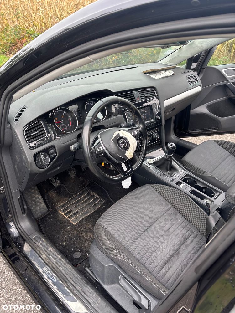 Volkswagen Golf VII 1.6 TDI BMT Trendline - 11