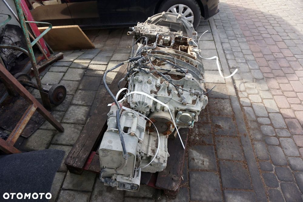 SKRZYNIA BIEGÓW MANUALNA XF CF EURO 5 1799995 1367052010 TDL 16.41-1.00 ECOSPLIT 4 16S DAF - 9