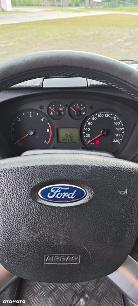 Ford Transit - 25