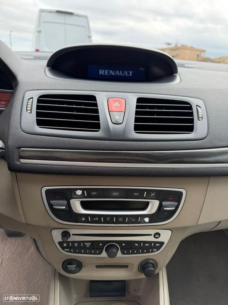 Renault Mégane 1.5 dCi Comfort SS - 22