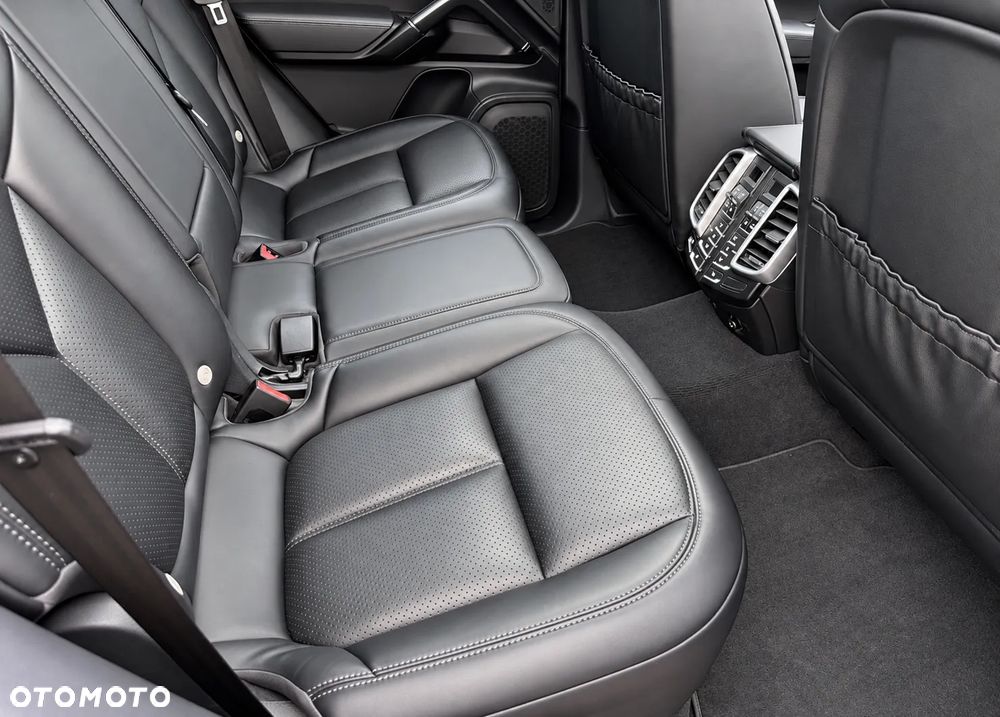 Porsche Cayenne S Diesel - 14
