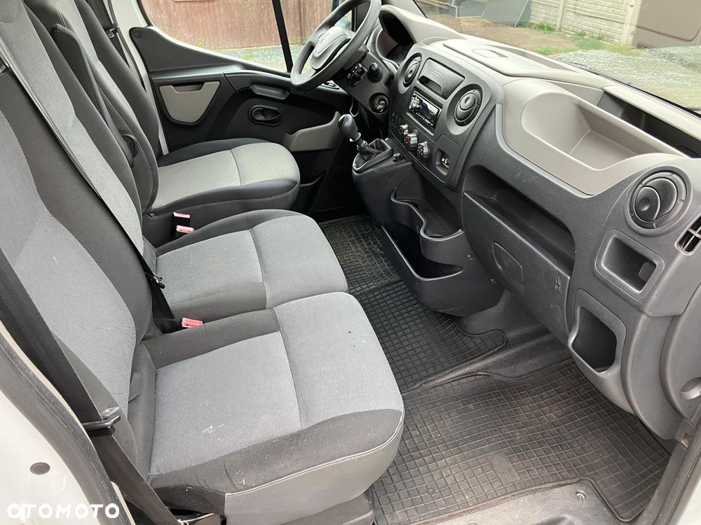 Renault Master - 15