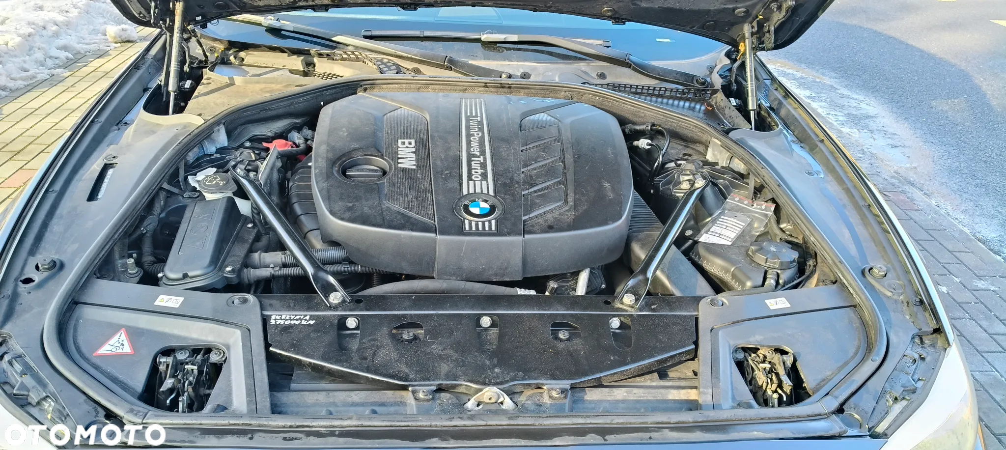 BMW Seria 5 518d Luxury Line - 8