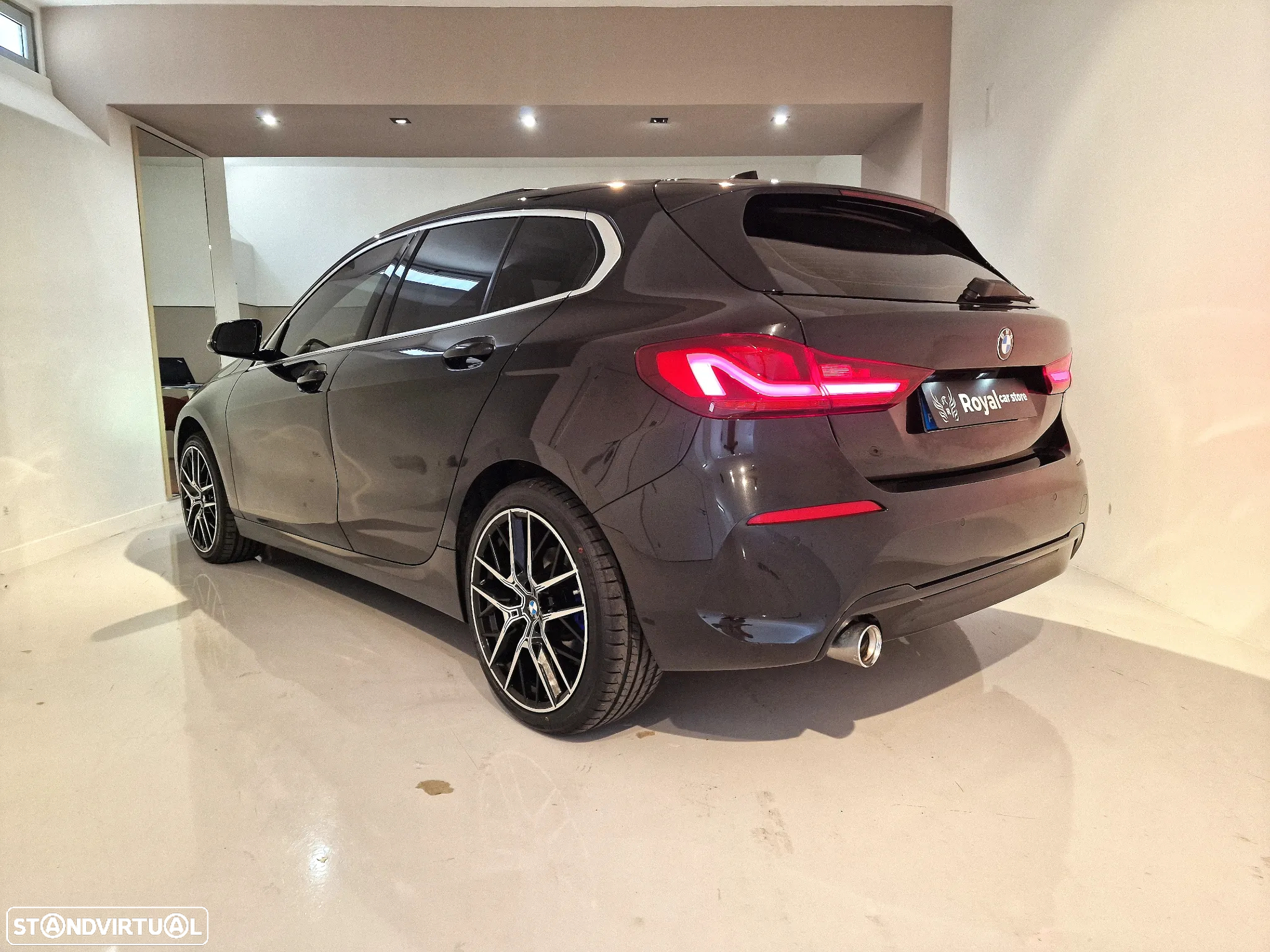 BMW 116 d Line Luxury - 3