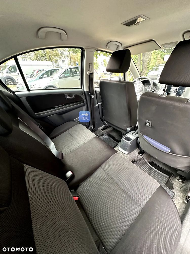 Suzuki SX4 1.6 GS/Premium - 5