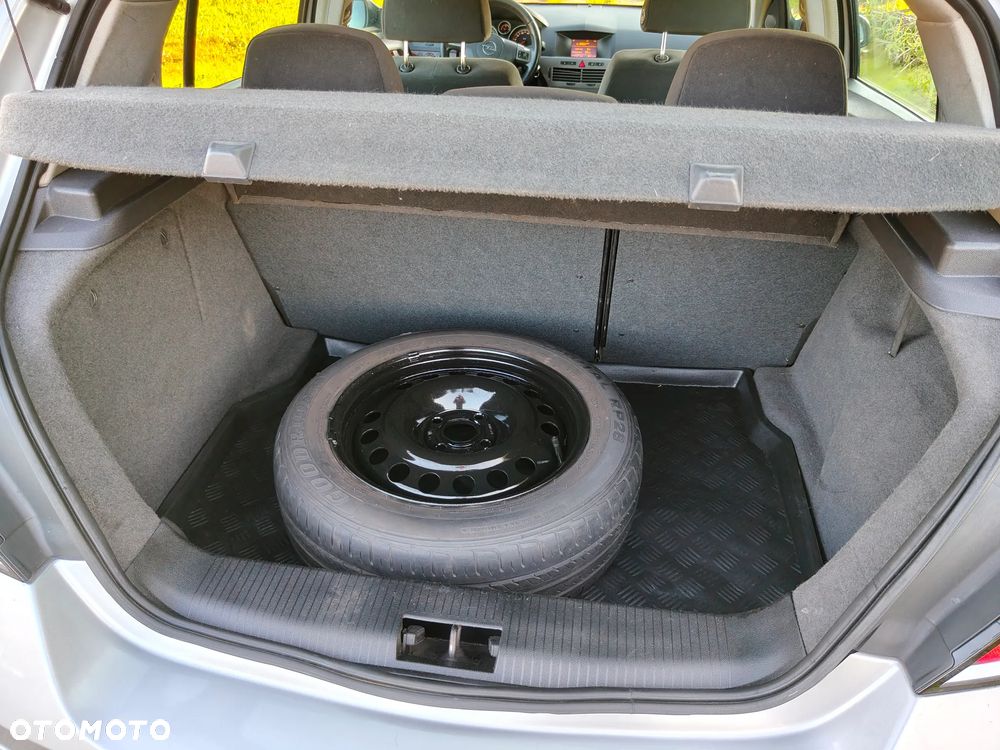 Opel Astra 1.6 Elegance - 19