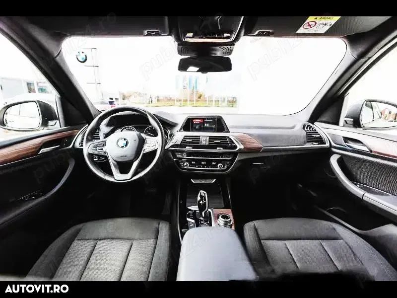 BMW X3 xDrive20i Aut. - 9