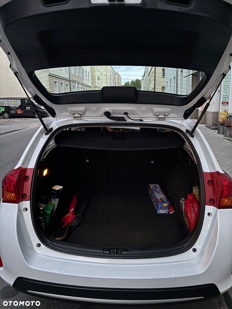 Toyota Auris - 14