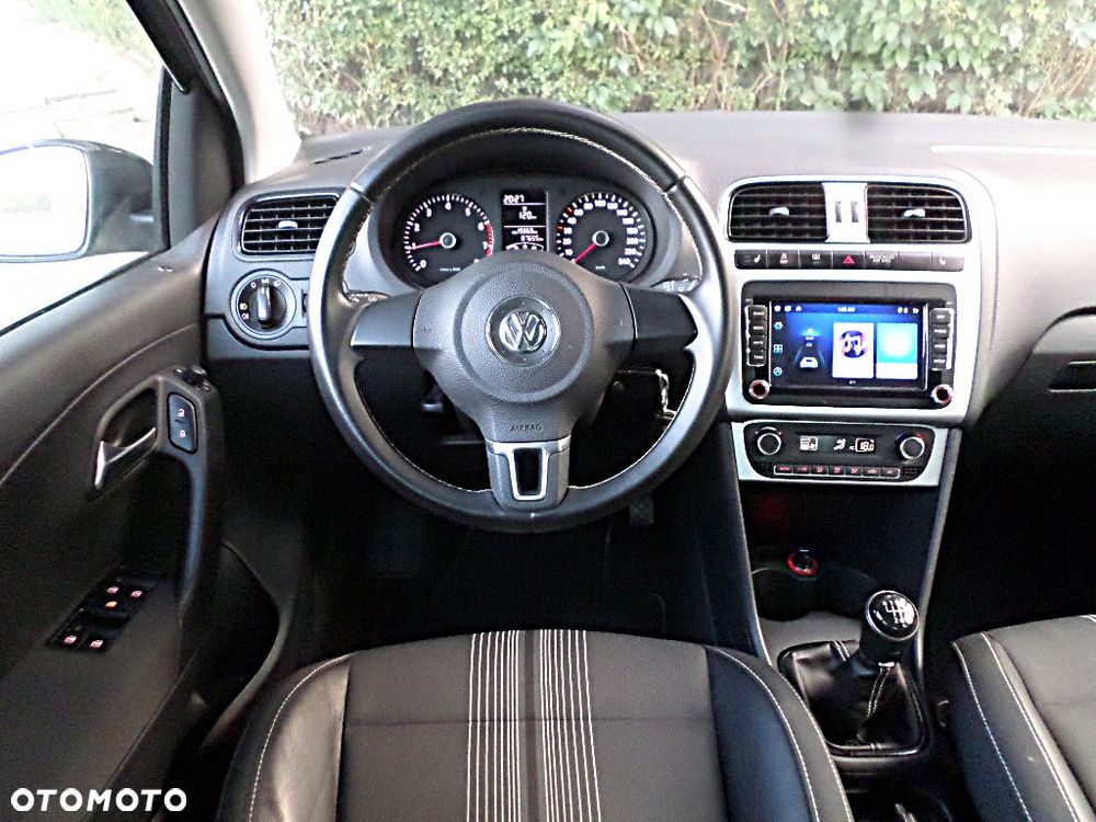 Volkswagen Polo - 8