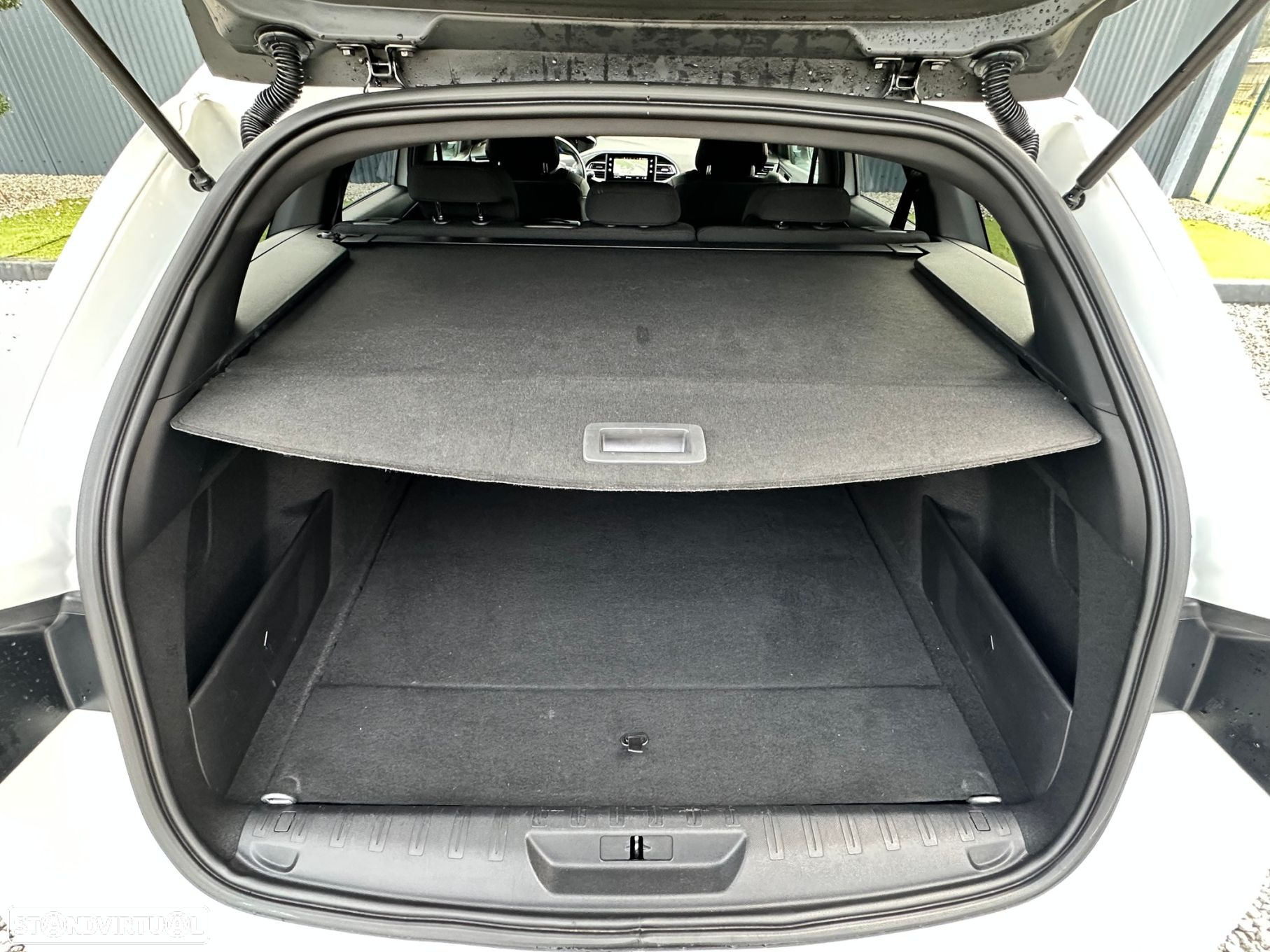 Peugeot 308 SW 1.5 BlueHDi GT Line - 24