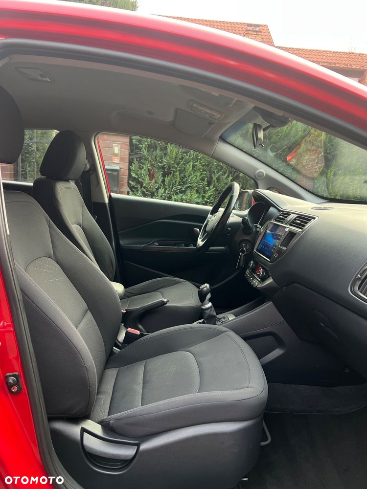 Kia Rio 1.4 CRDI Fifa World Cup Edition - 15