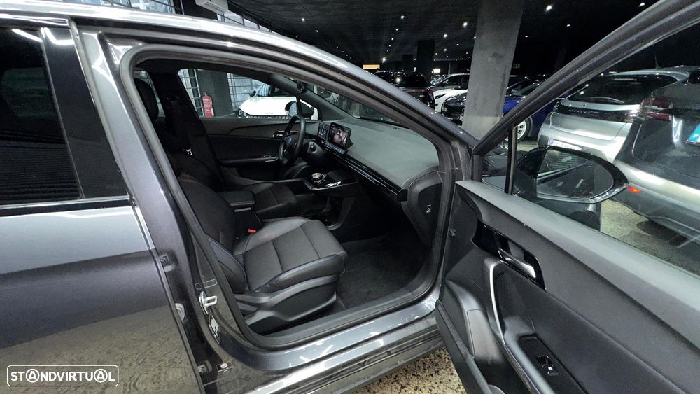 MG MG4 4 Luxury 64 kWh - 14