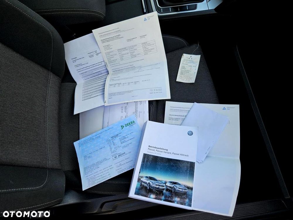 Volkswagen Passat 1.8 TSI BMT Highline - 30
