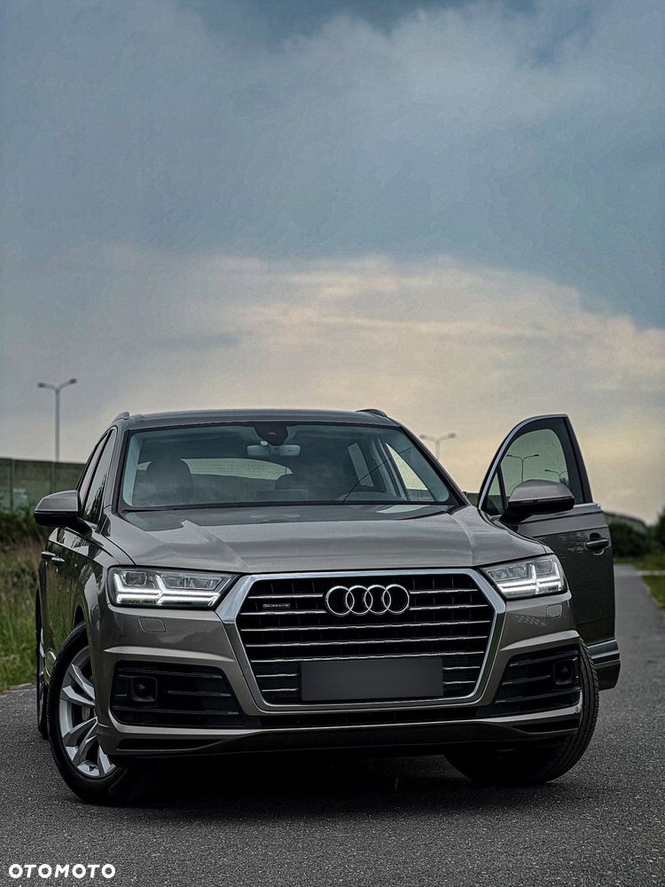 Audi Q7 - 24