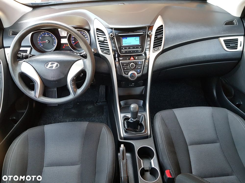 Hyundai i30 blue 1.4 Classic - 25