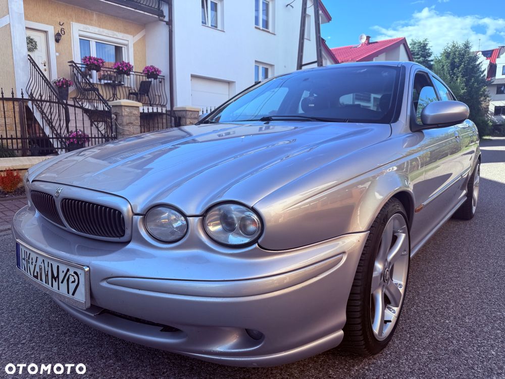 Jaguar X-Type 2.5 V6 4x4 Executive - 12