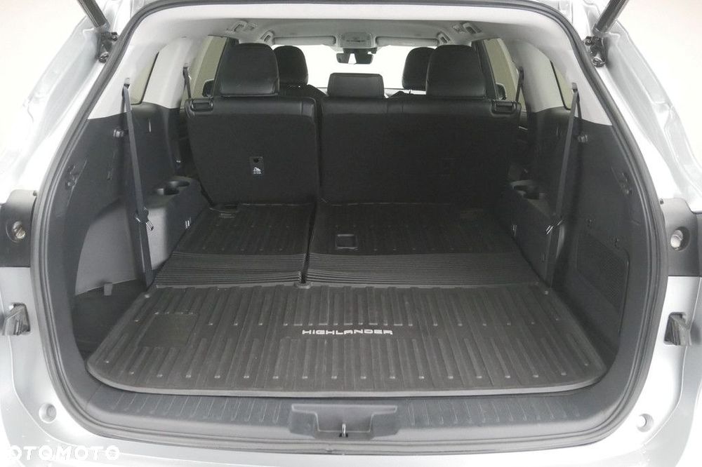 Toyota Highlander - 16