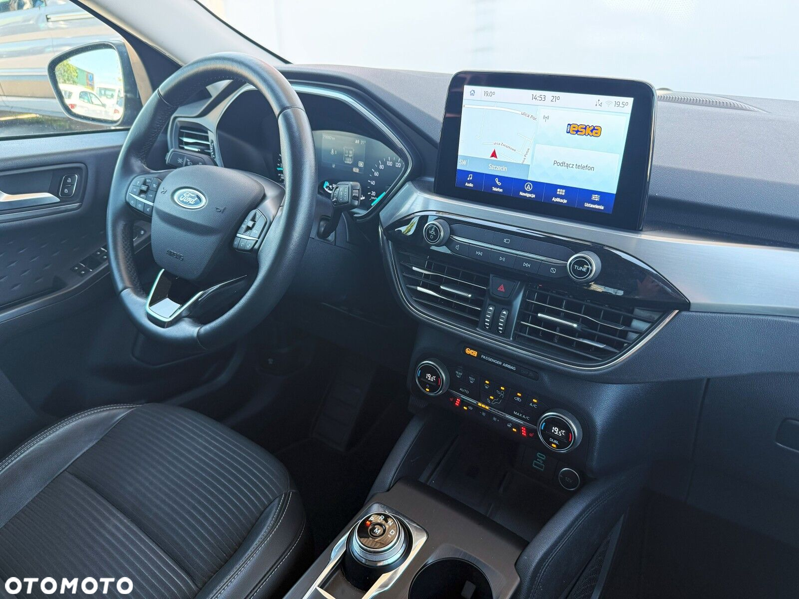 Ford Kuga - 33