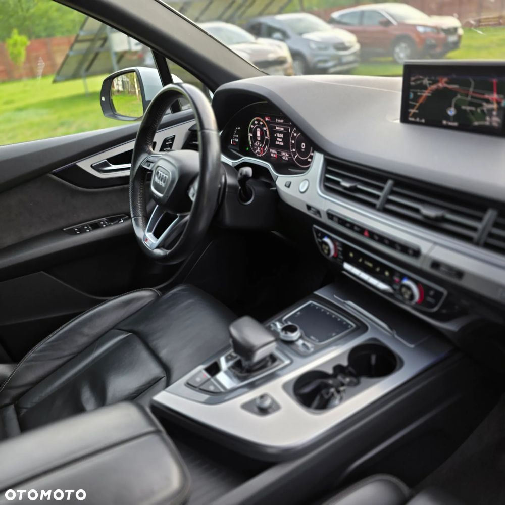 Audi Q7 - 22