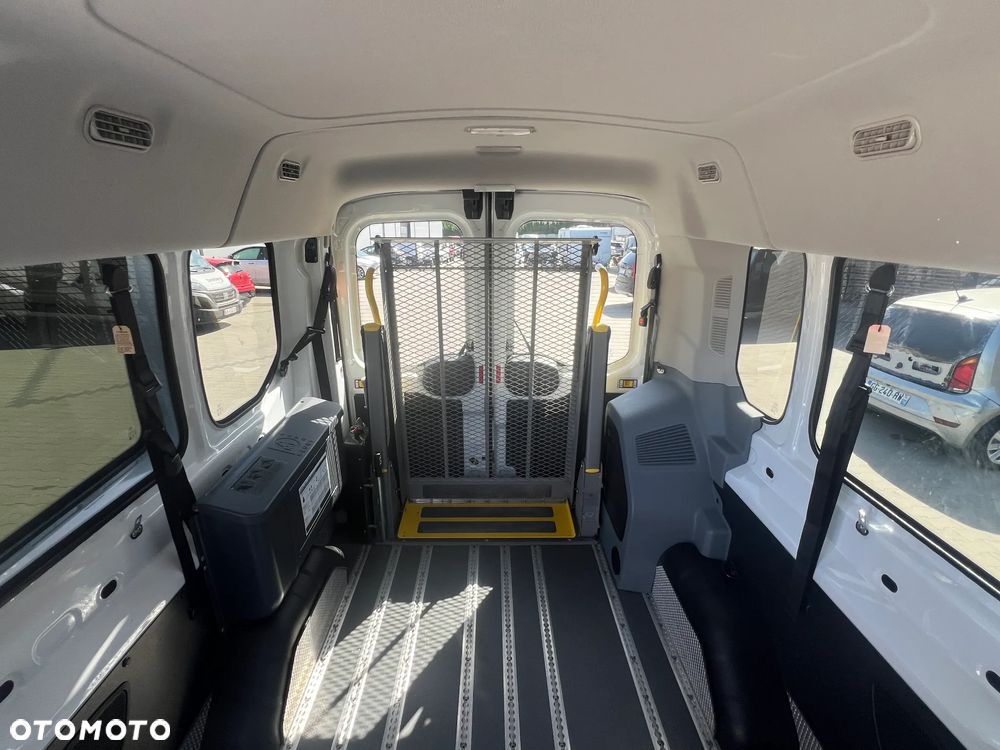 Ford Transit - 24