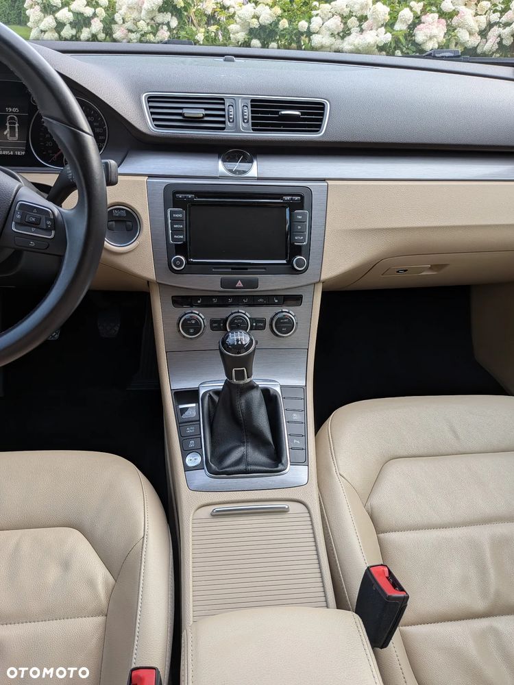 Volkswagen Passat 2.0 TDI Comfortline Optimum - 31