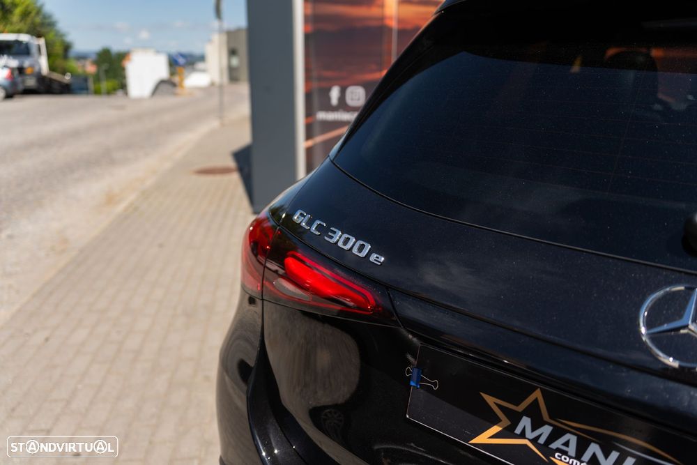 Mercedes-Benz GLC 300 e 4Matic 9G-TRONIC Edition AMG Line - 41