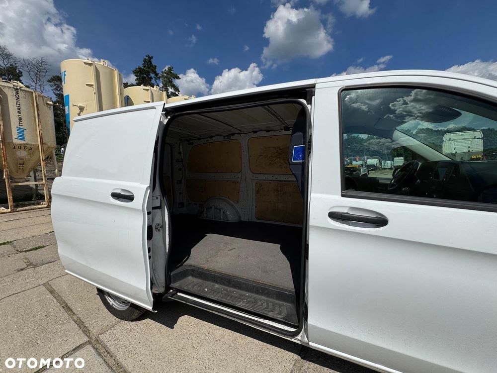 Mercedes-Benz Vito - 13