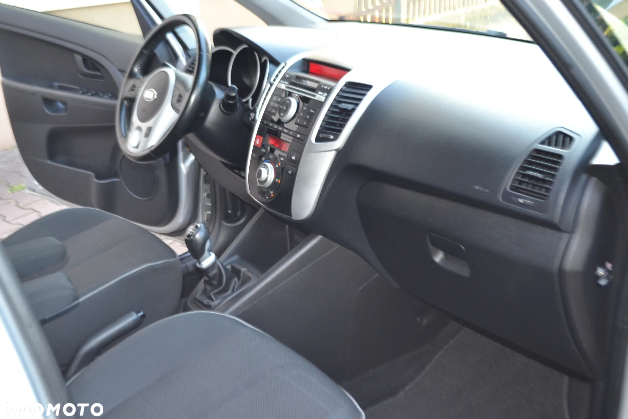 Kia Venga 1.6 CRDi 128 Fifa World Cup Edition - 19