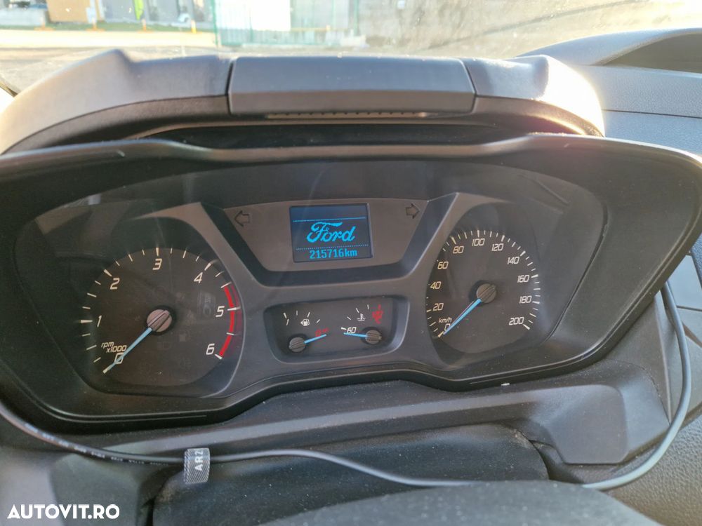 Ford Tranzit Custom - 7