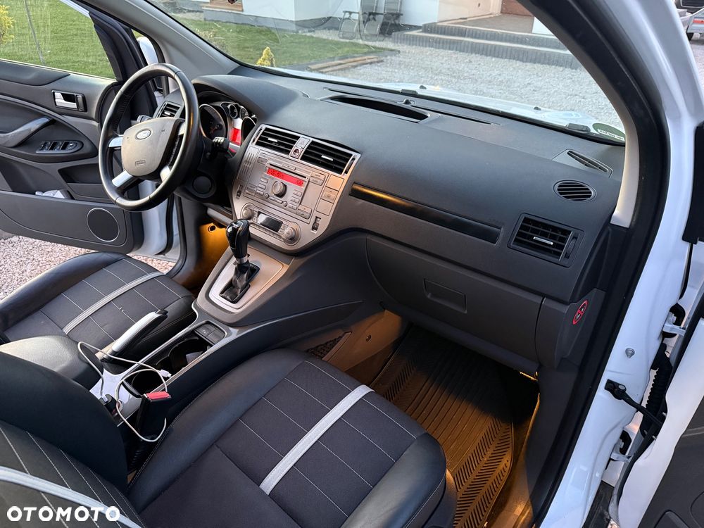 Ford Kuga 2.0 TDCi 4x4 Titanium - 10