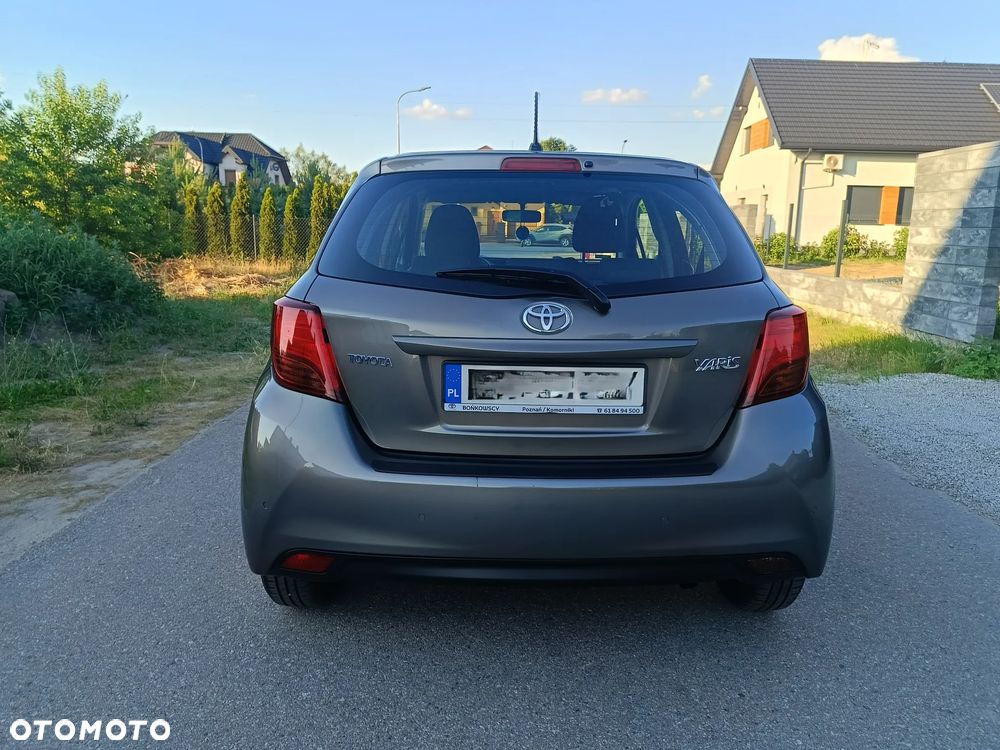 Toyota Yaris - 11