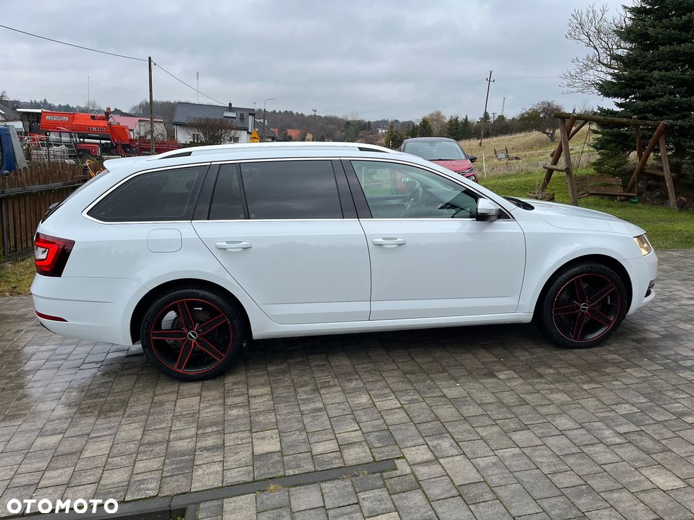 Skoda Octavia 2.0 TSI DSG Style - 28