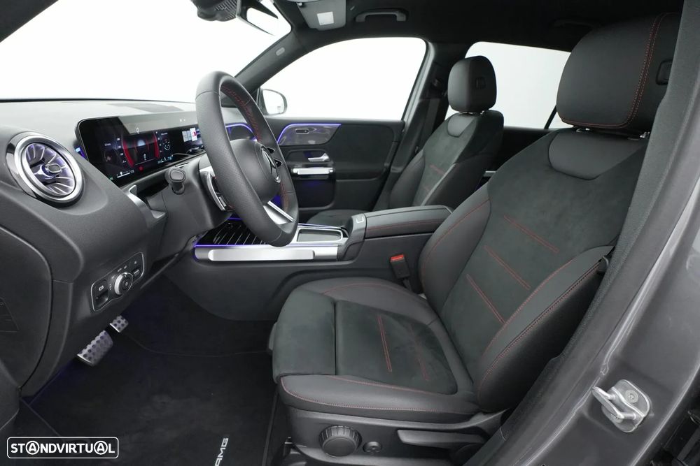 Mercedes-Benz GLB 180 d AMG Line - 12