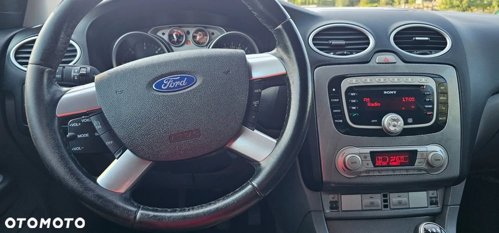 Ford Focus 1.6 TDCi Titanium - 23