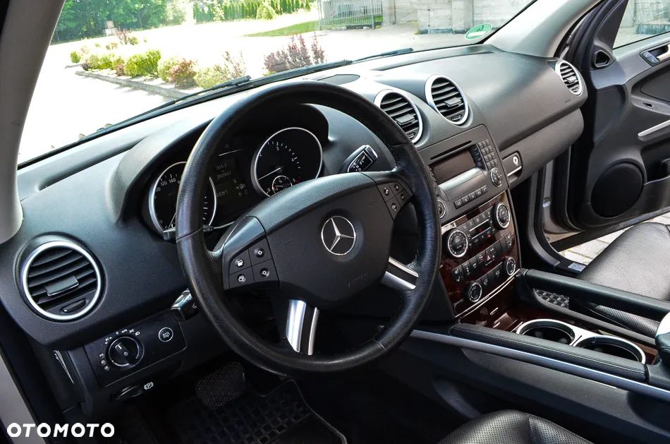 Mercedes-Benz ML 280 CDI 4Matic 7G-TRONIC - 32