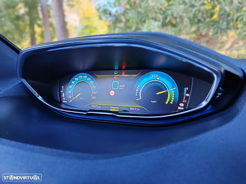 Peugeot 3008 1.6 Hybrid GT Pack e-EAT8 - 33