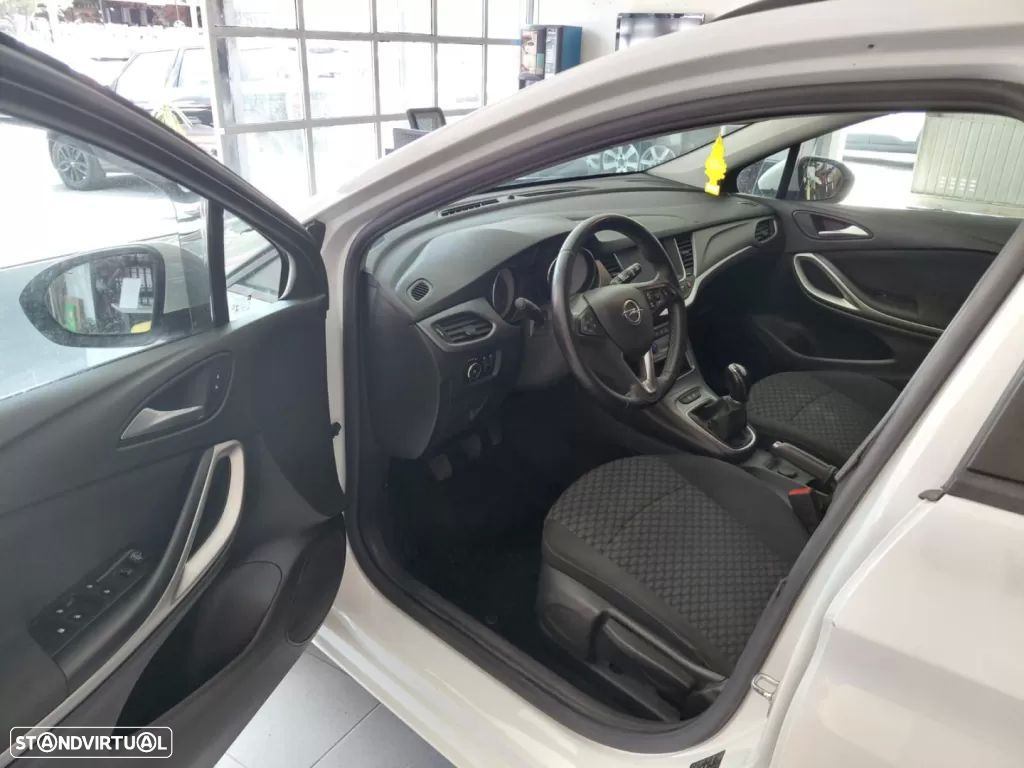 Opel Astra Sports Tourer 1.2 Turbo Business Edition - 8