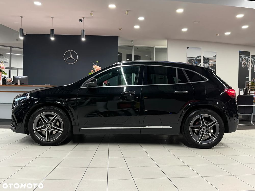 Mercedes-Benz GLA 200 AMG Line - 2