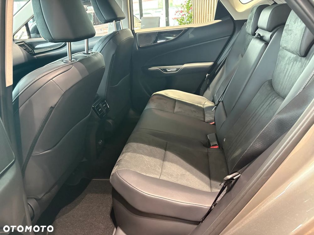 Lexus NX 350h Elegance 2WD - 10