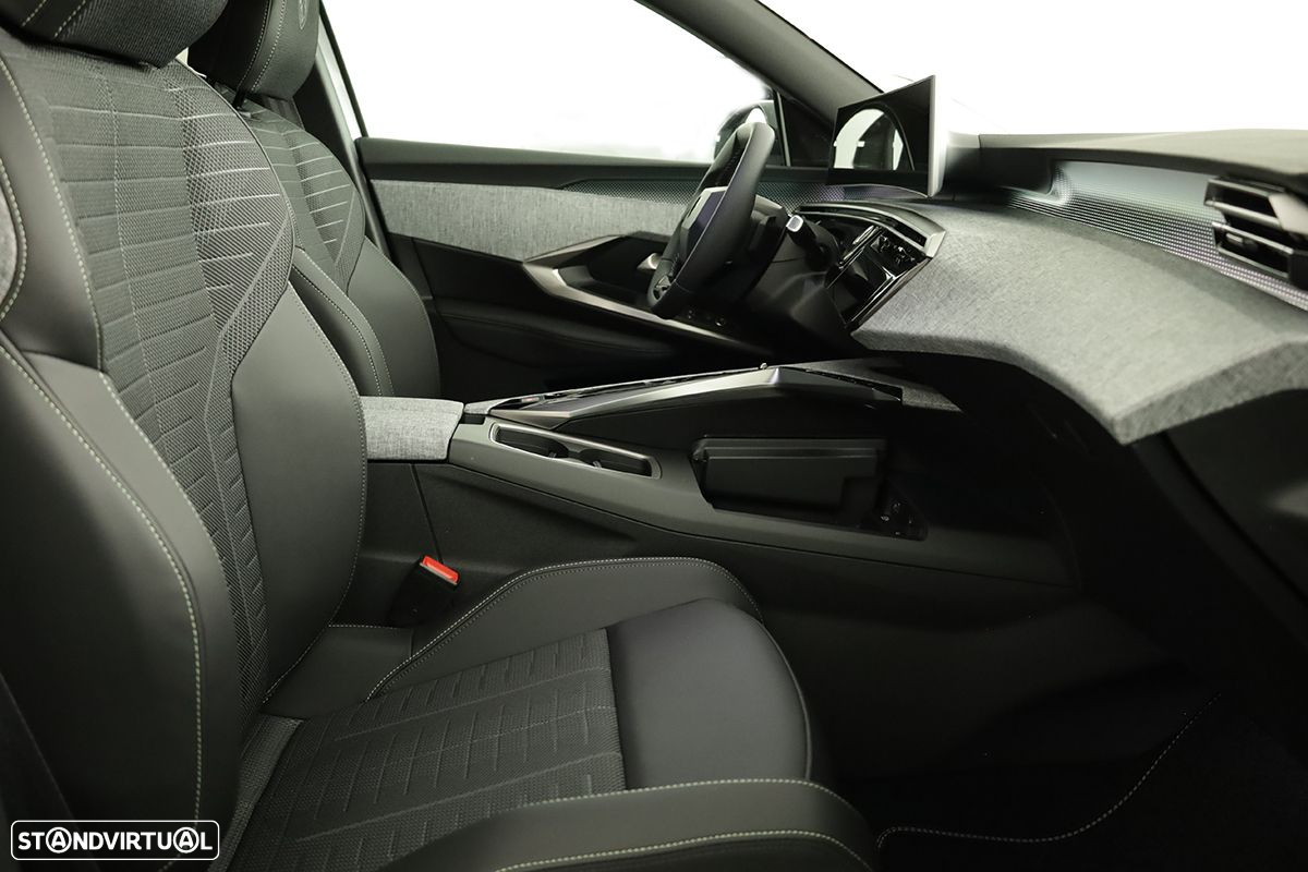 Peugeot 5008 1.2 Hybrid GT e-DCS6 - 17