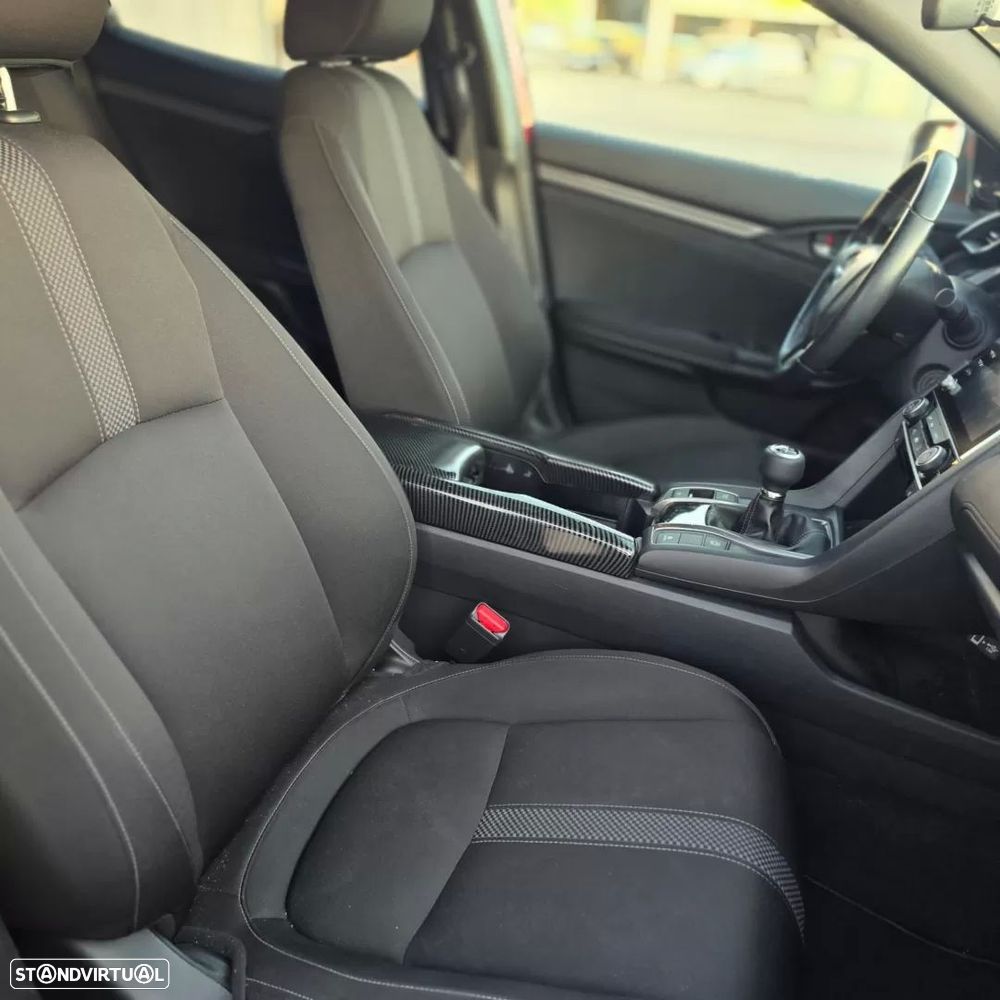 Honda Civic 1.0 i-VTEC Elegance - 13