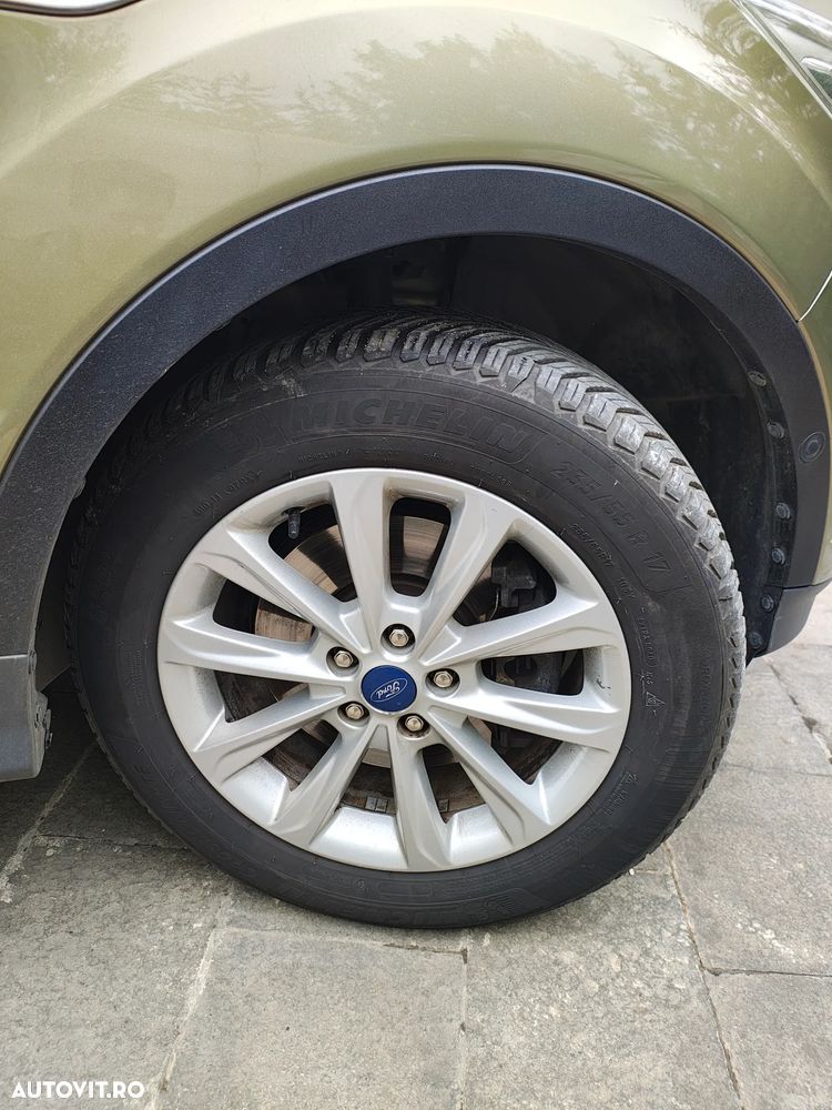Ford Kuga 2.0 TDCi 4WD Powershift Titanium - 12