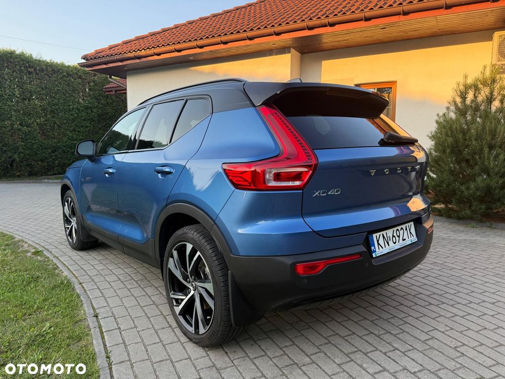 Volvo XC 40 T5 AWD R-Design - 10