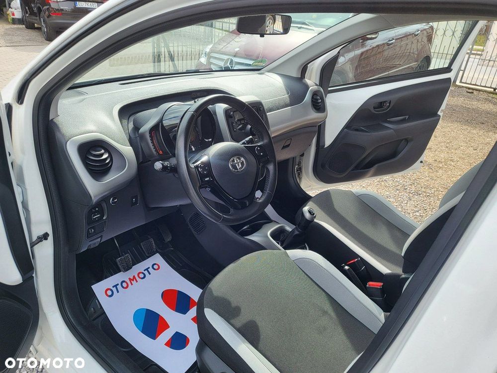 Toyota Aygo - 14