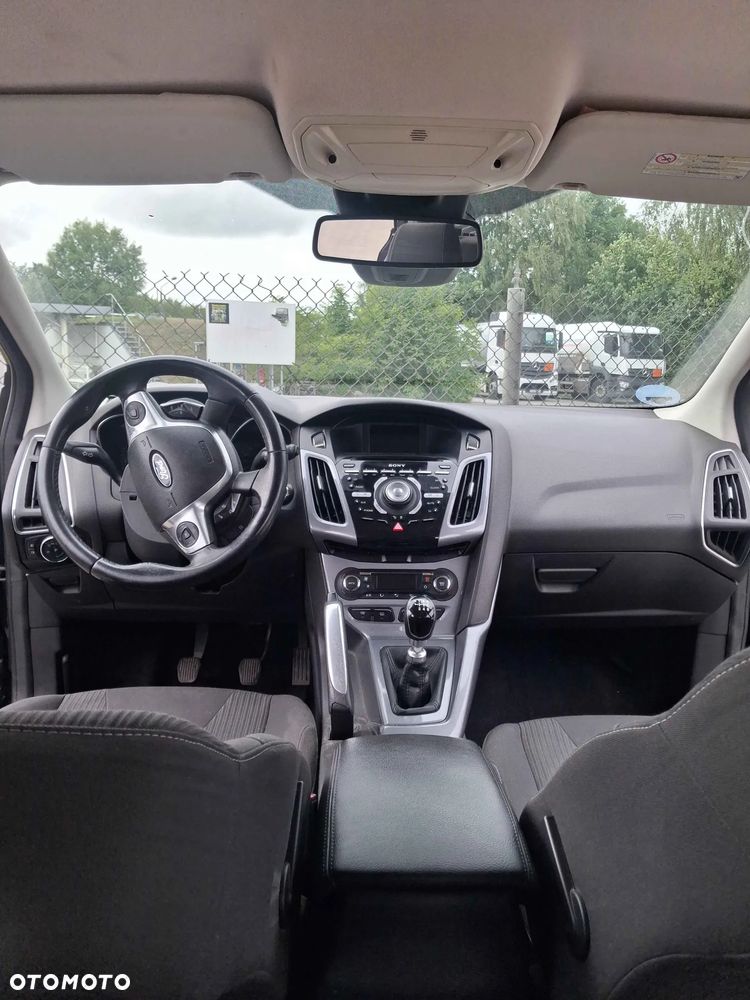 Ford Focus 1.6 EcoBoost Edition - 13