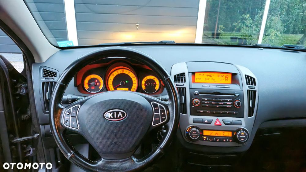 Kia Ceed 1.4 Optimum + - 12