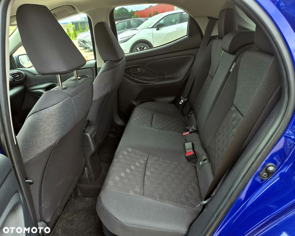 Toyota Yaris Hybrid 1.5 Style - 10