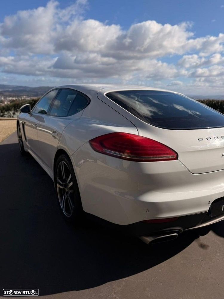 Porsche Panamera Edition - 3