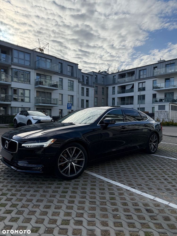 Volvo S90 T5 Momentum - 1